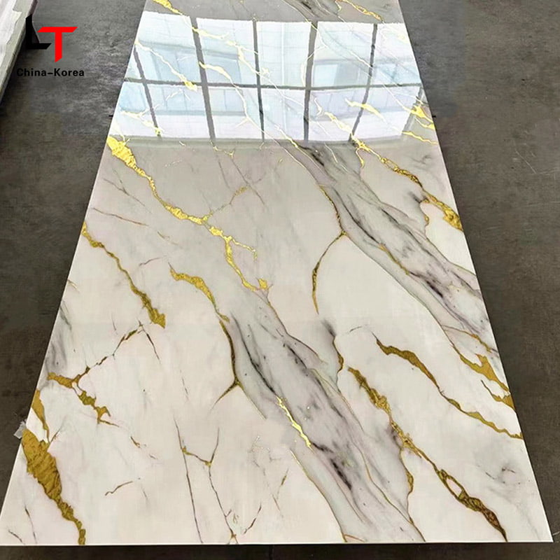 Vanntett 1220×2440mm 3mm PVC UV-plate for innvendig veggpaneldekorasjon med høyglansfinish for huskontordesigndekor