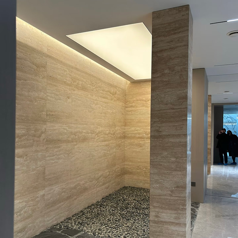 Brannsikker flisfiner Faux Interiør bøybar myk veggkledning Travertin Kunstig fleksibel myk steinveggpaneler